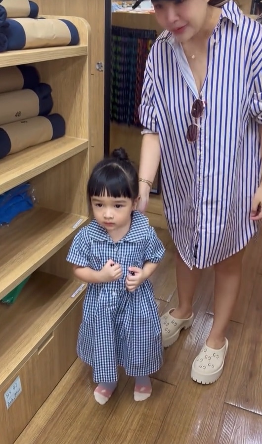 น้องยูจิน ลูกสาว เจนนี่