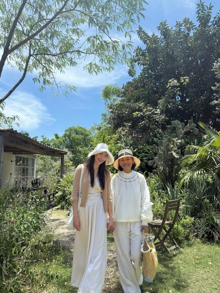 ทัวร์บ้านเขาใหญ่ ญาญ่า