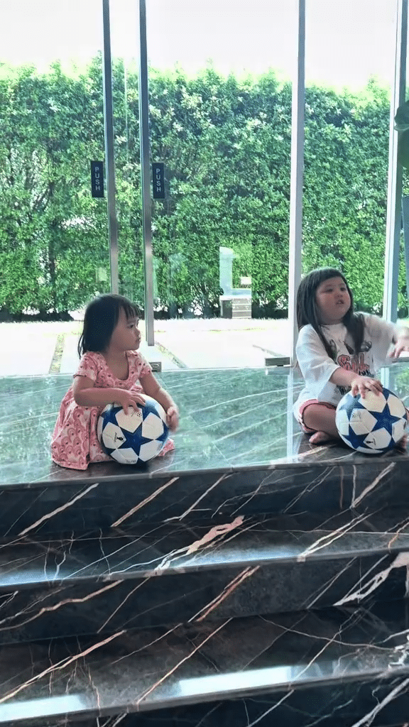 น้องเอลิเซีย เจอเจ๊เกล