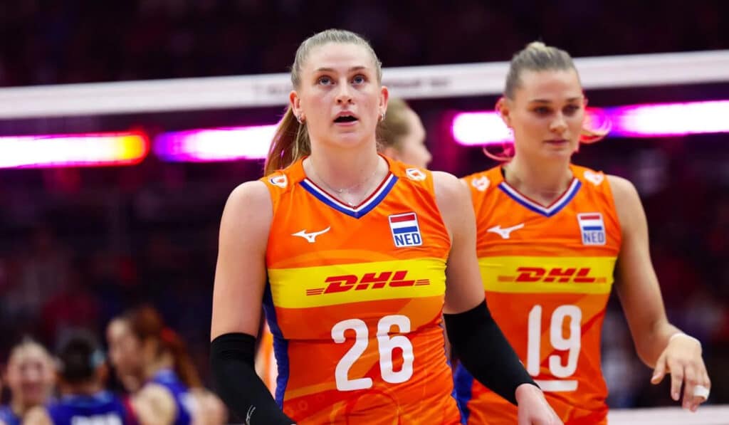 วอลเลย์บอลหญิง รอบ 8 ทีม