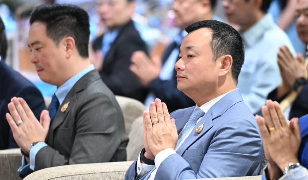 สรวงศ์ มั่นใจ