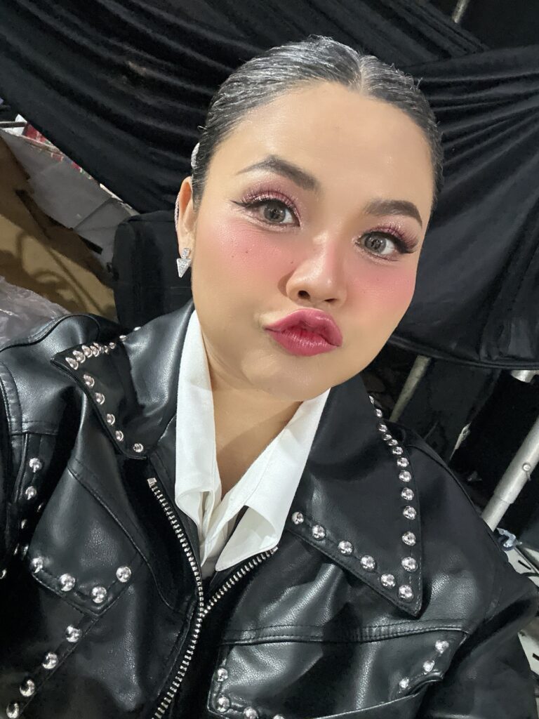 ตั๊กแตน ชลดา เปิดภาพ