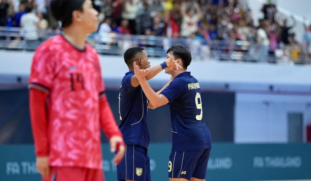 โต๊ะเล็กไทย
