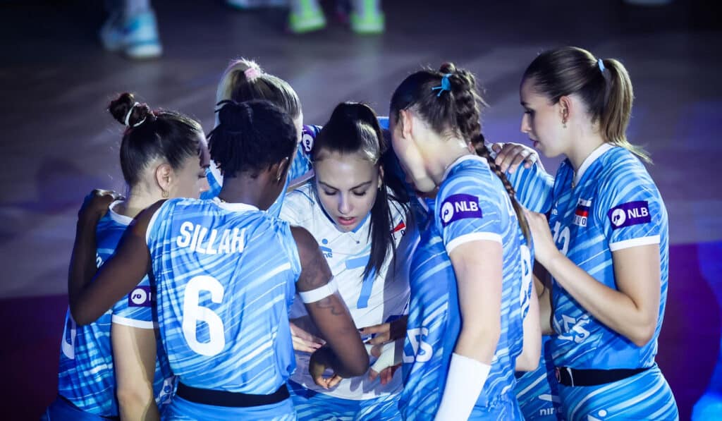 วอลเลย์บอลหญิง