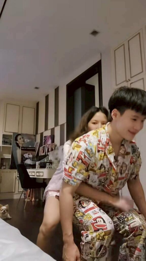 จ๊ะ บิ๊ก ตอบ
