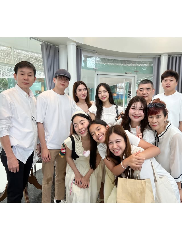 แอฟ เคียงข้าง นนกุล