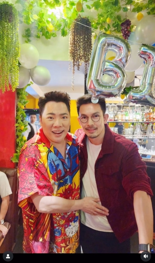 อั้ม อธิชาติ