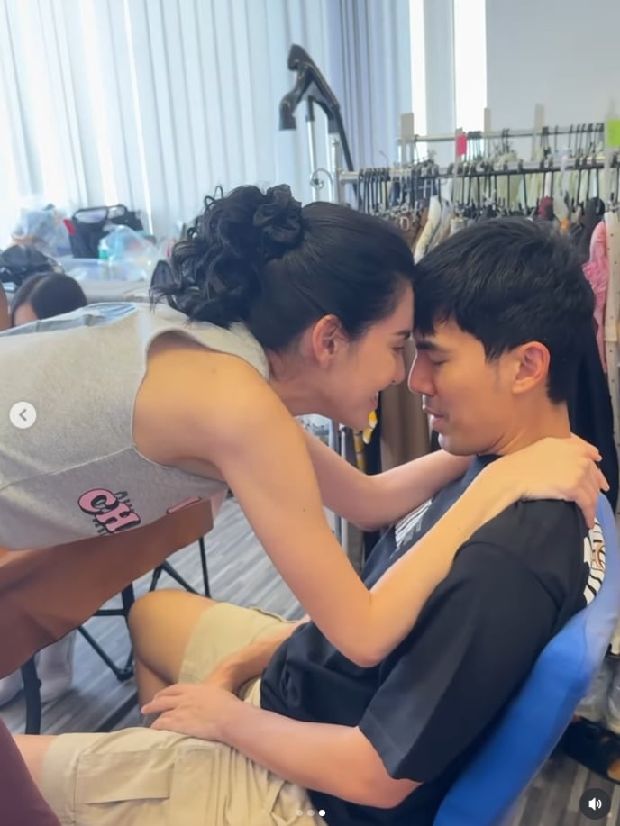 ใหม่ ดาวิกา