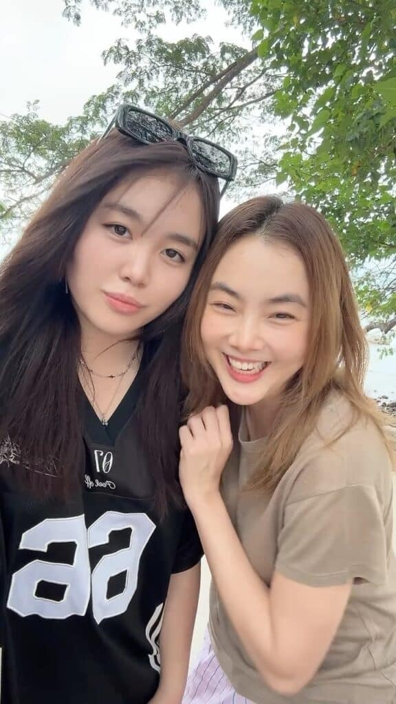 น้องนกยูง ลูกสาวเสนาลิง