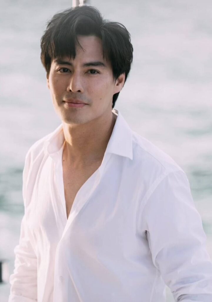 นาวิน ต้าร์