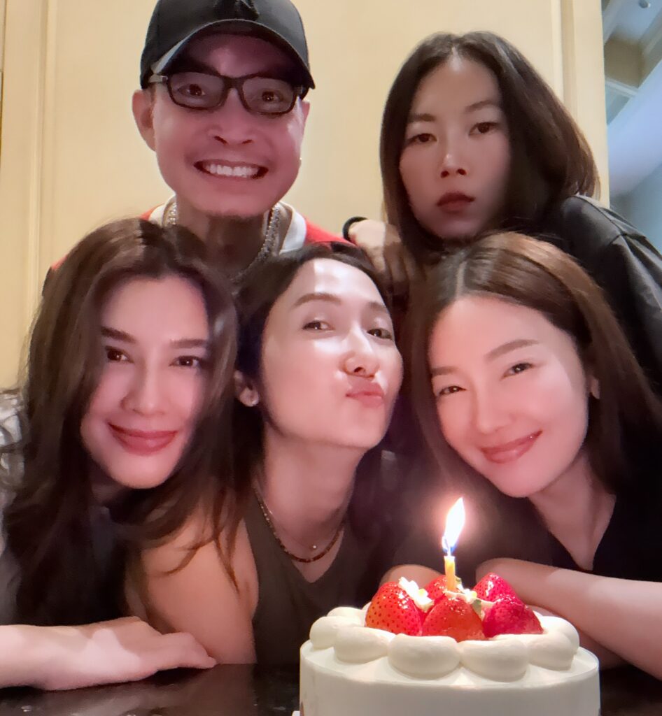 นุ่น บี เจี๊ยบ