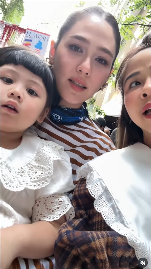 พี่พายุ เล่นกีต้าร์