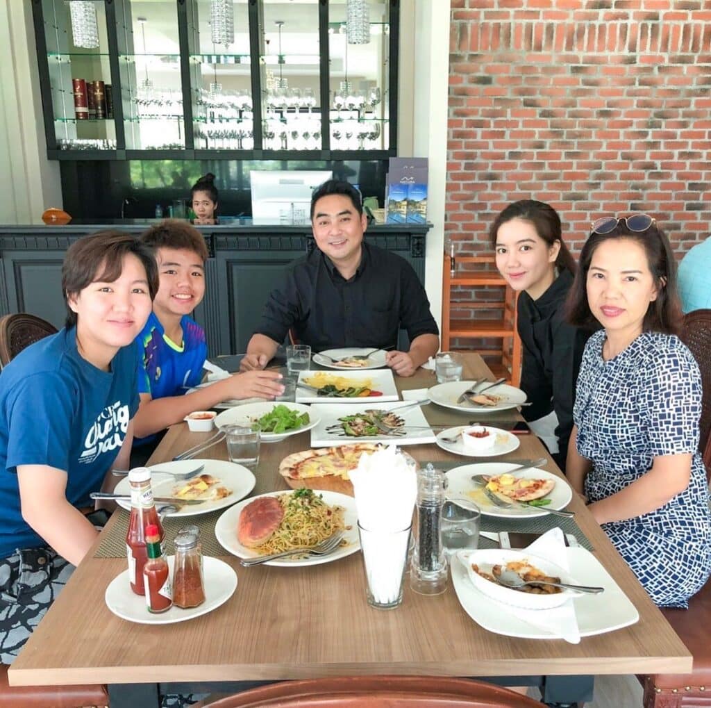 คุณแม่ริชชี่