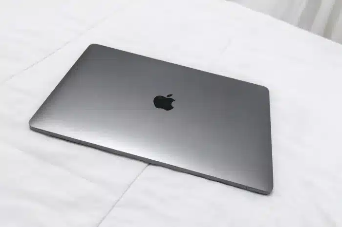 MacBook