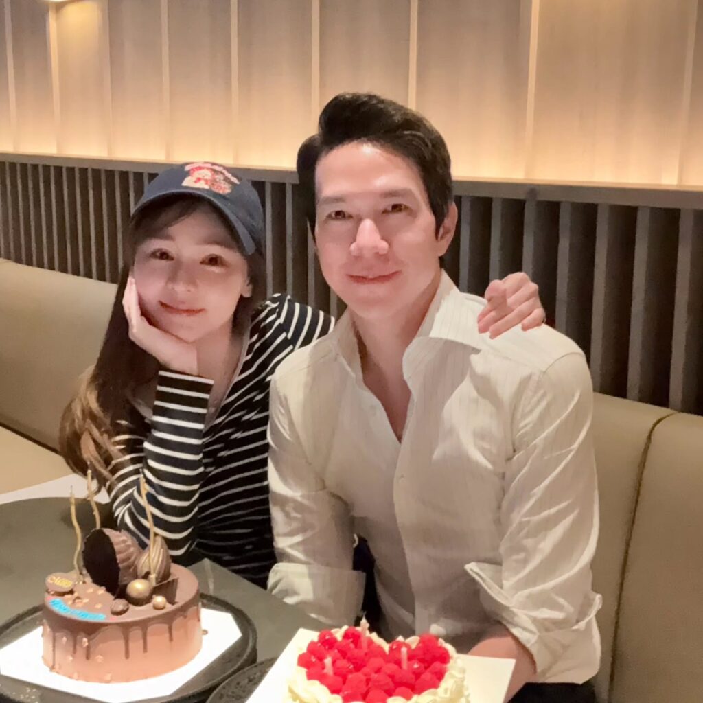 ออม สุชาร์