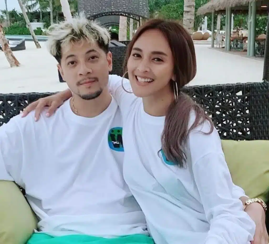 นานา