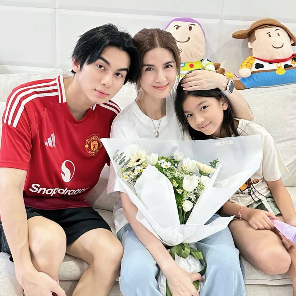 แม่โบว์
