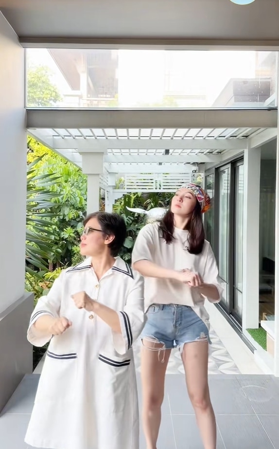 เบลล่า