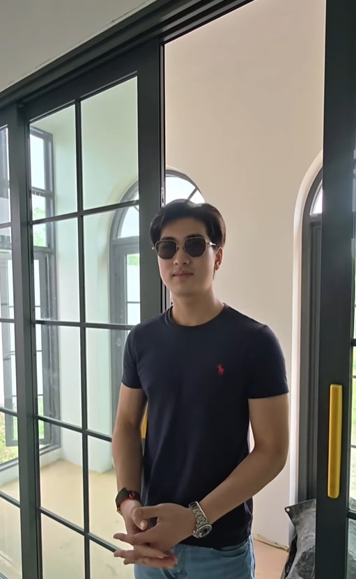 พีท ทองเจือ