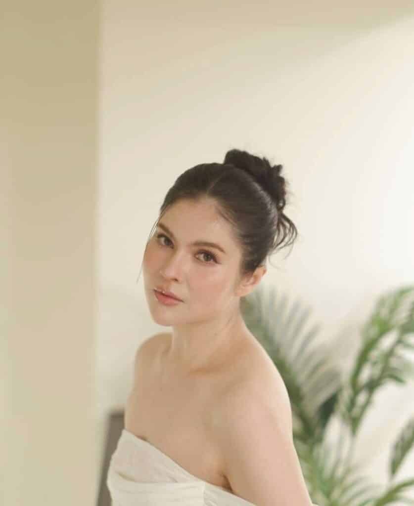 แอนนี่ บรู๊ค