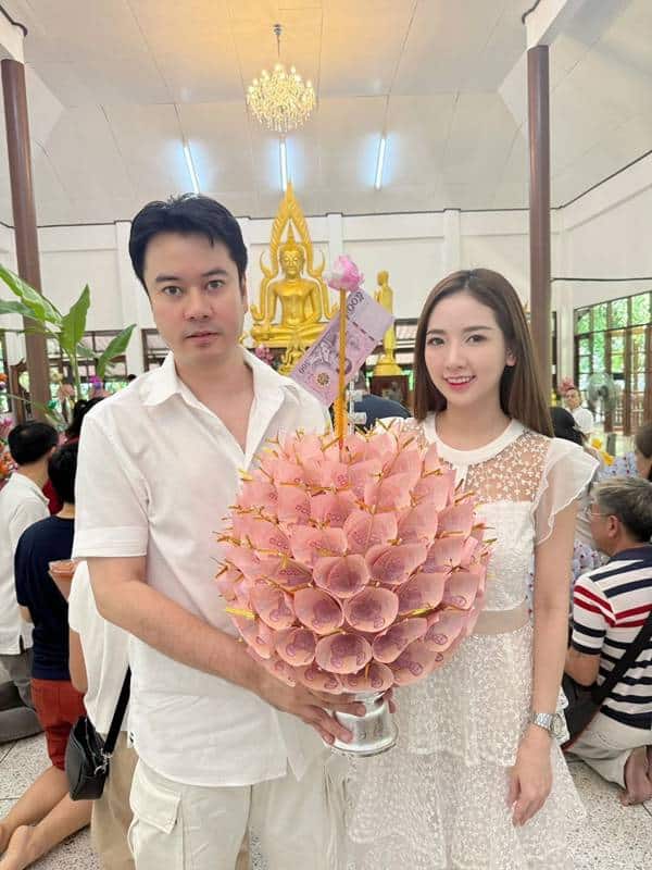 หญิงออน