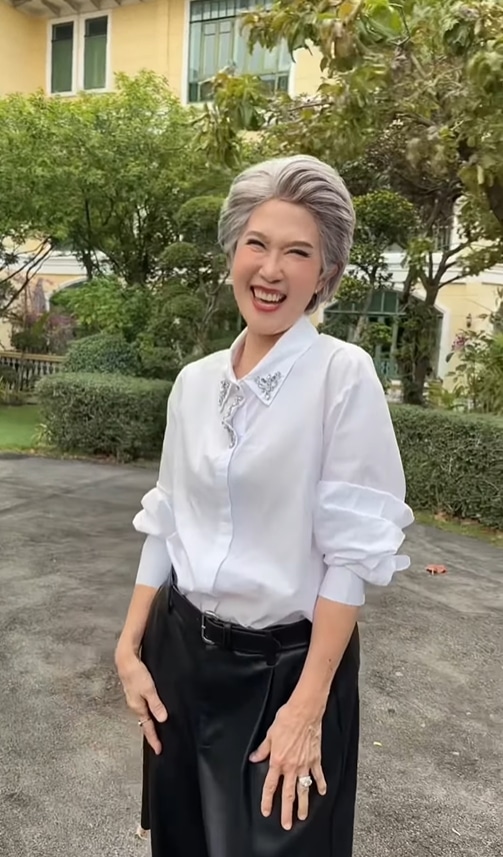 ดวงดาว จารุจินดา