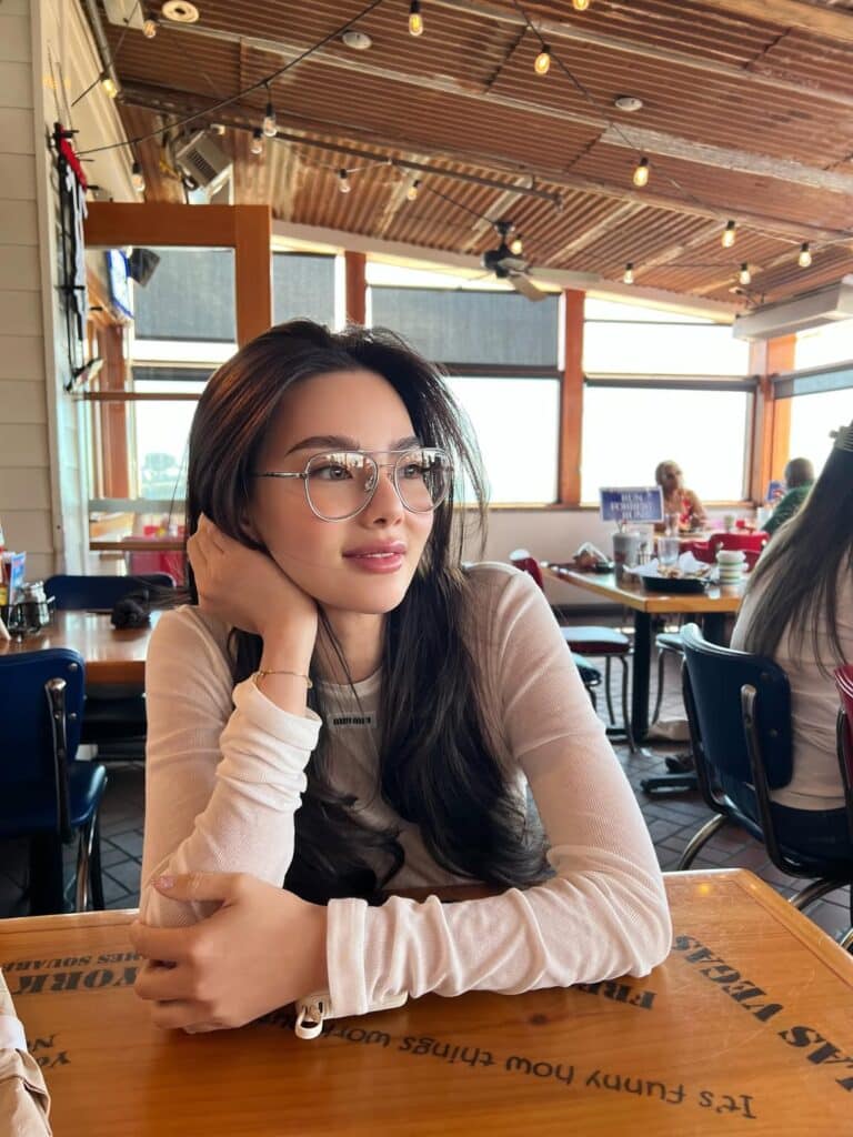 ดิว อริสรา
