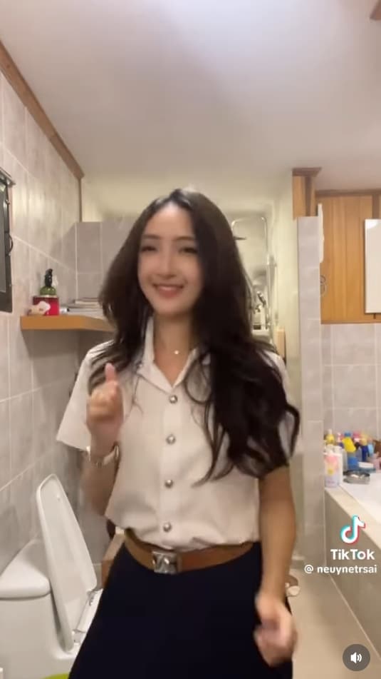 น้องเนย