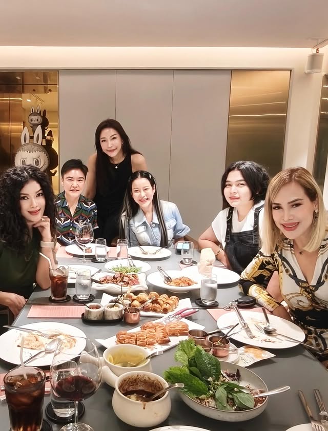 แม่หมู พิมพ์ผกา