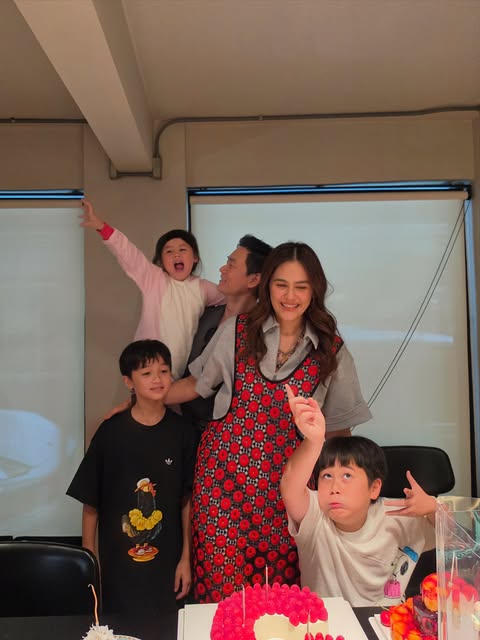 ชมพู่ อารยา