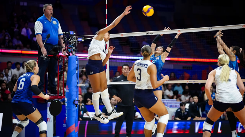 ทัพนักตบสาวไทย