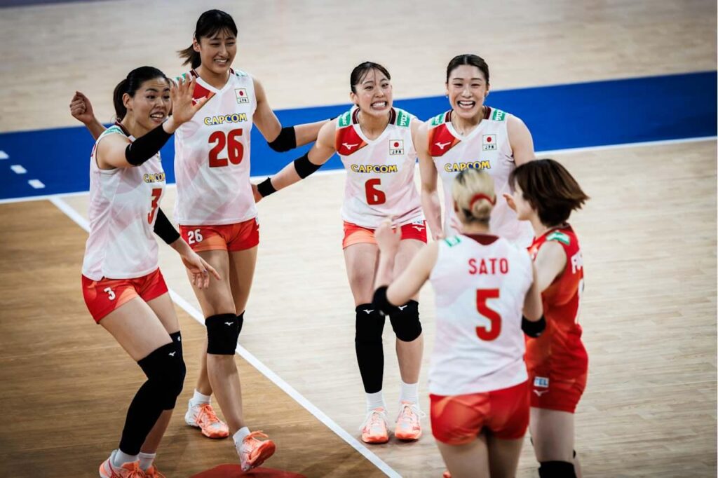ทัพนักตบลูกยางสาวไทย