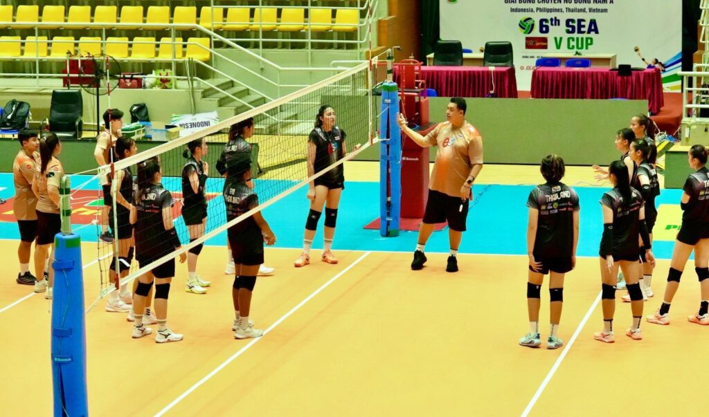 โค้ชอ๊อต