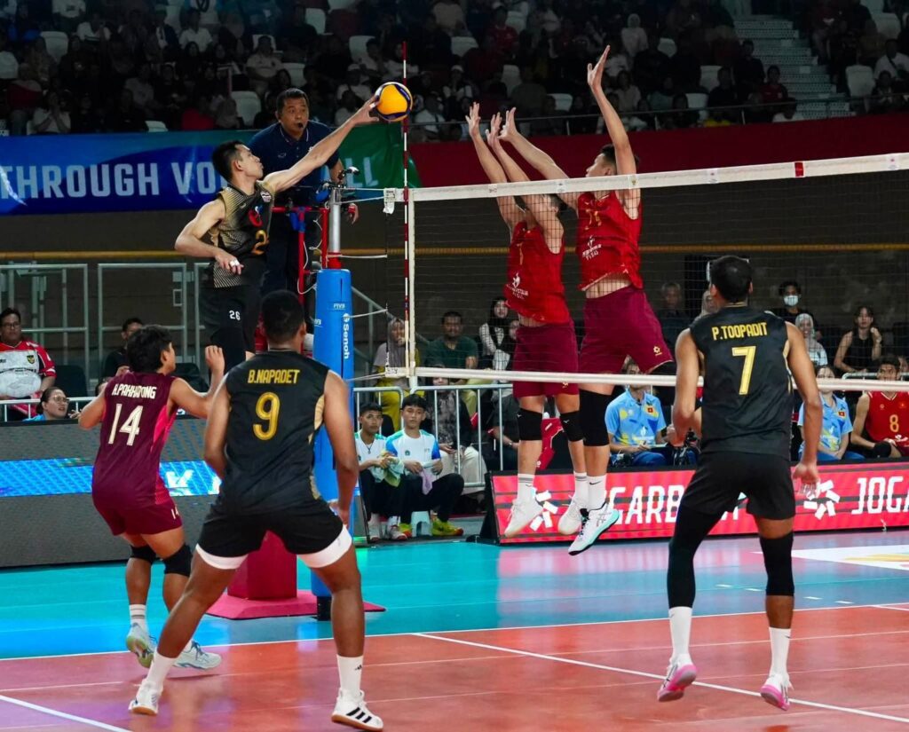 วอลเลย์บอลชายไทย