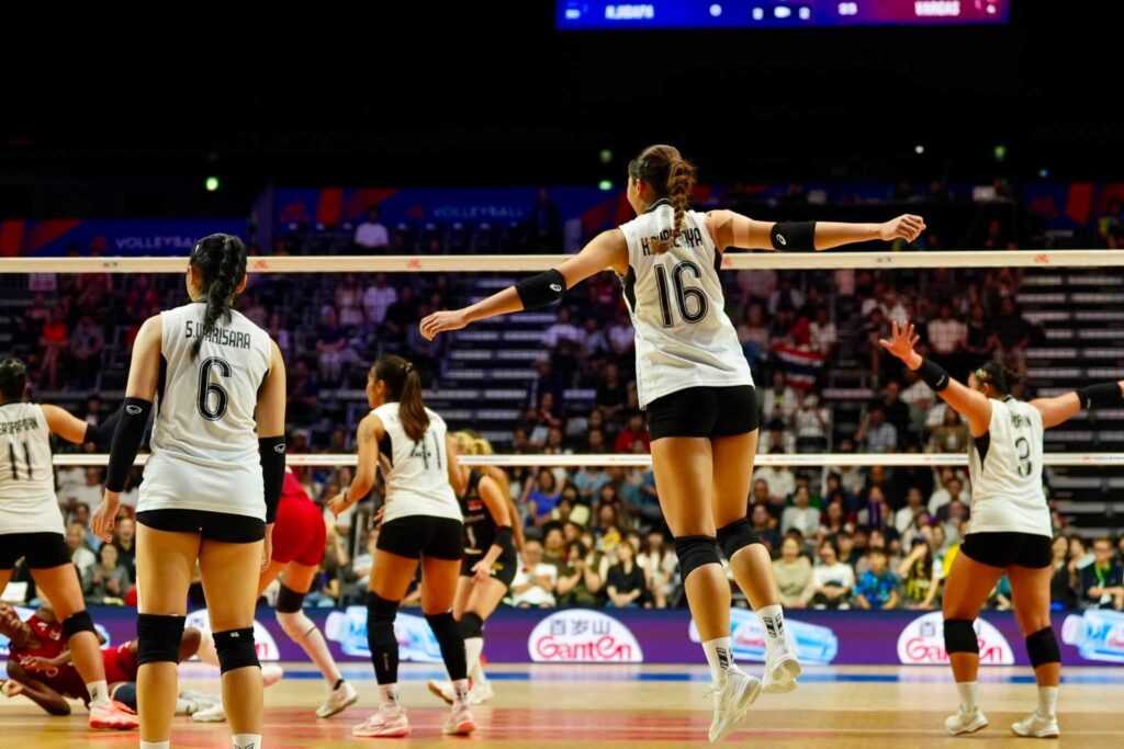 ทัพนักตบสาวไทย