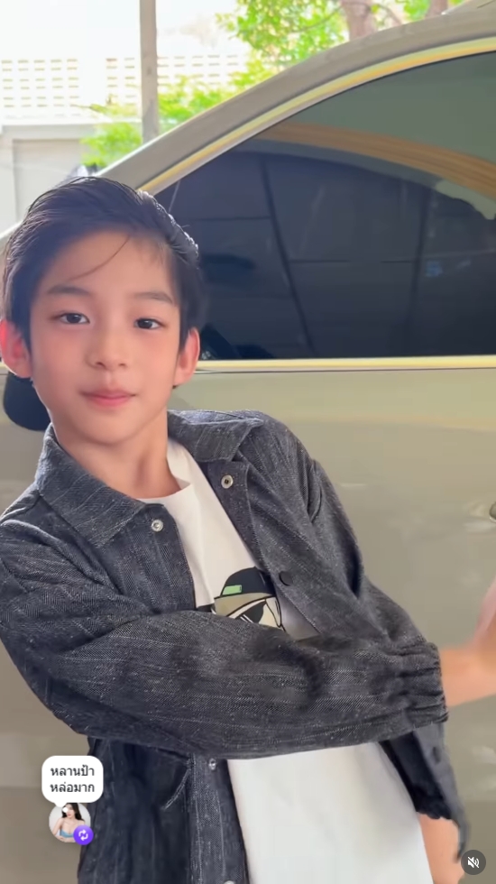 น้องเรซซิ่ง