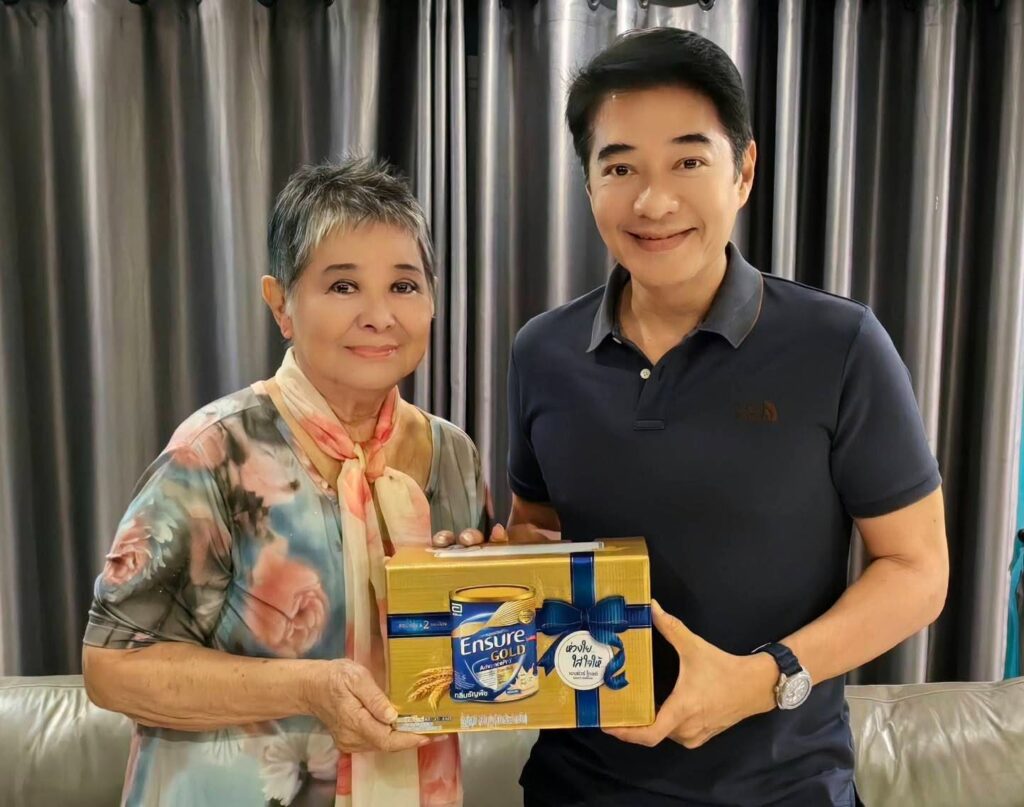ก้อง สหรัถ