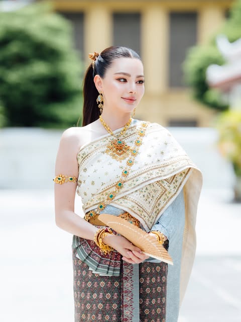 ดิว อริสรา