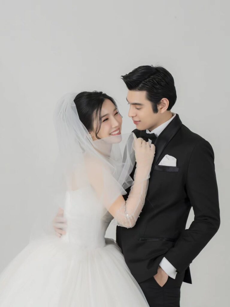 แซม ยุรนันท์