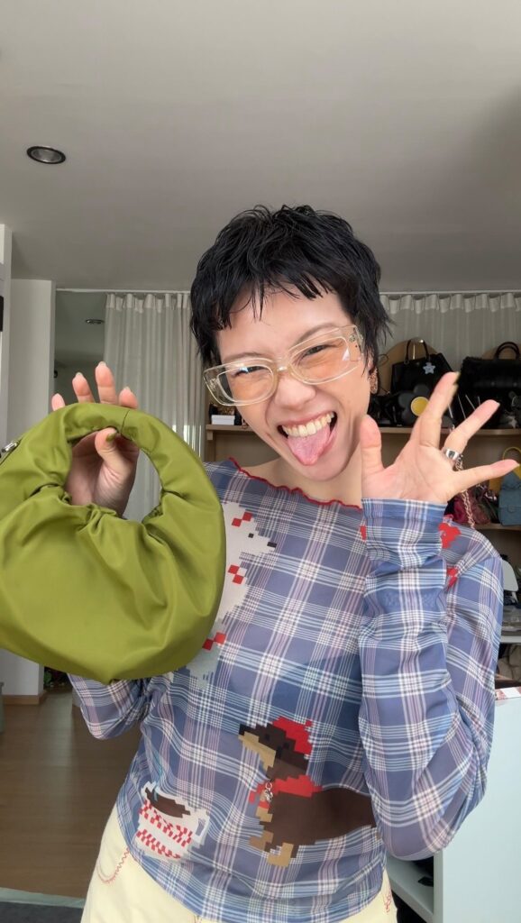 พลอย หอวัง