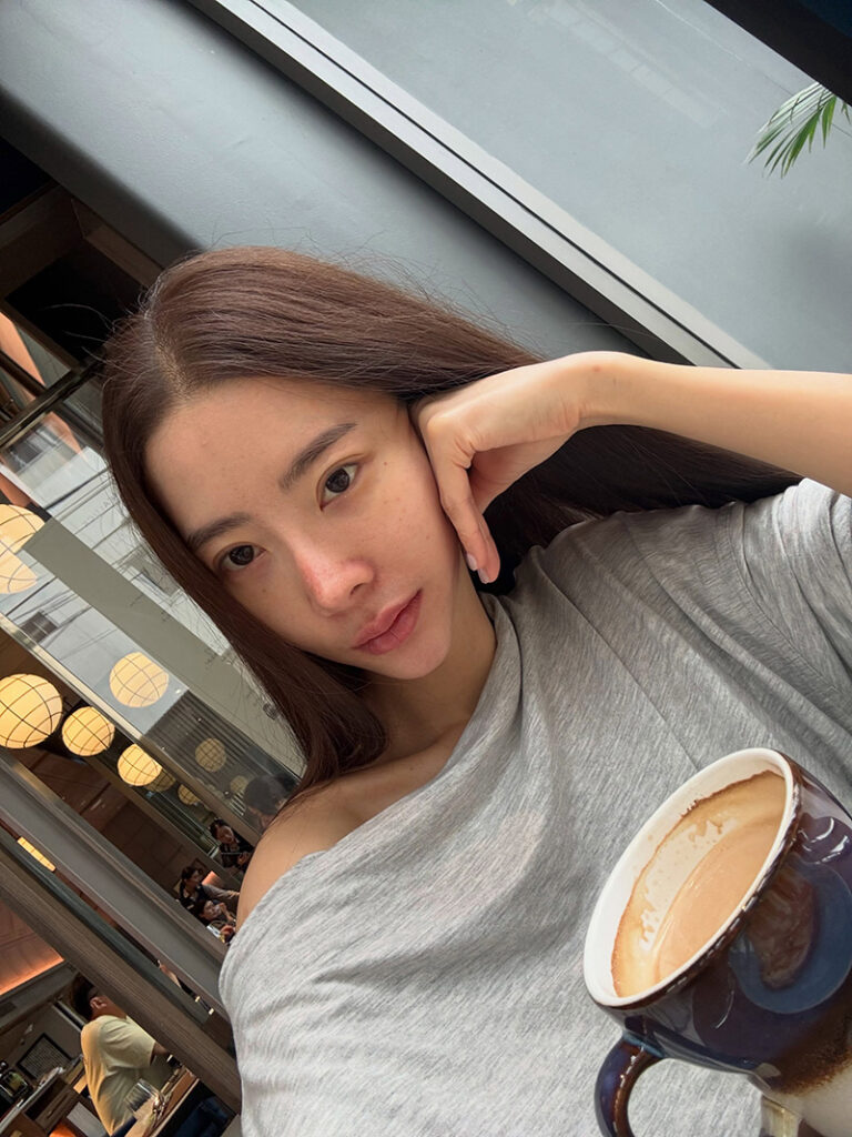 เนย วรัฐฐา