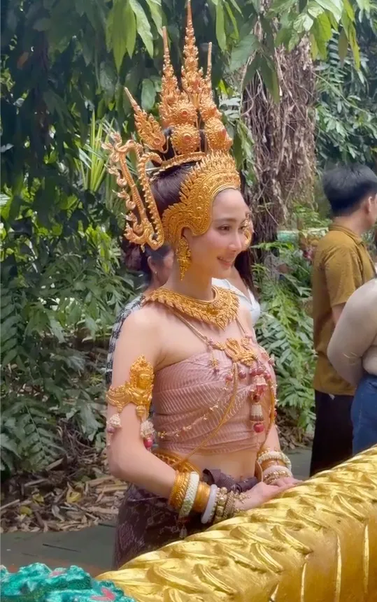 แต้ว ณฐพร
