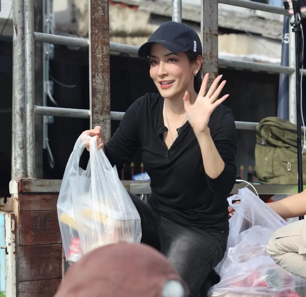 พิ้งกี้ สาวิกา