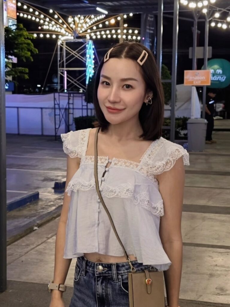 เอ็ม บุษราคัม