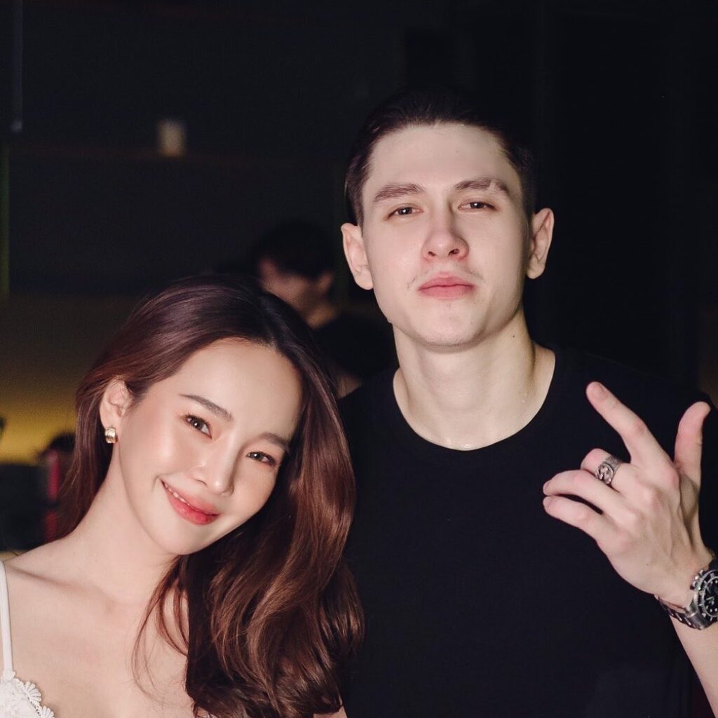 ปุ้มปุ้ย